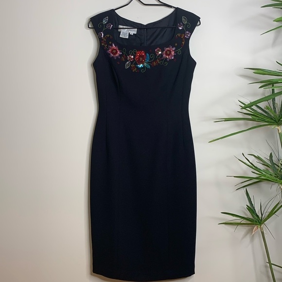 Maggy London Vintage Black Floral Beaded Sequin Neckline Sleeveless Lined Dress - Picture 1 of 17